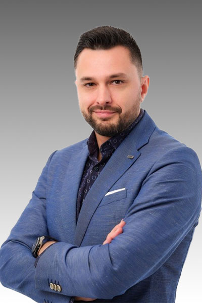 Пламен Робов